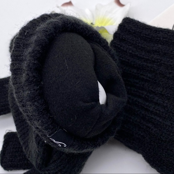 NWT Plush Fleece-Lined Texting Fingerless Mittens in Black, OS - Picture 9 of 15
